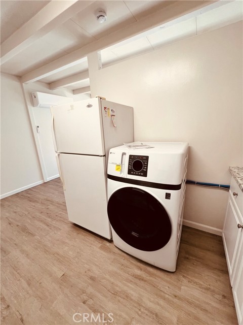 Detail Gallery Image 11 of 19 For 635 1/2 Plam Dr, Glendale,  CA 91202 - 2 Beds | 1 Baths