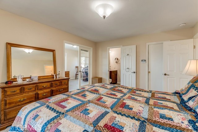 Image 33 of 65 For 550 Plymouth