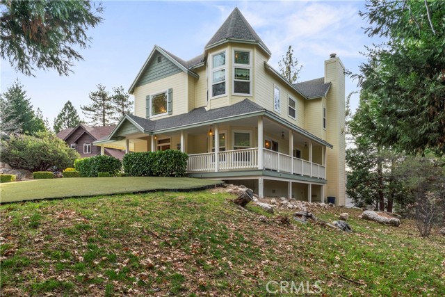 Detail Gallery Image 6 of 70 For 27601 Cedarwood Drive, Lake Arrowhead,  CA 92352 - 4 Beds | 3 Baths