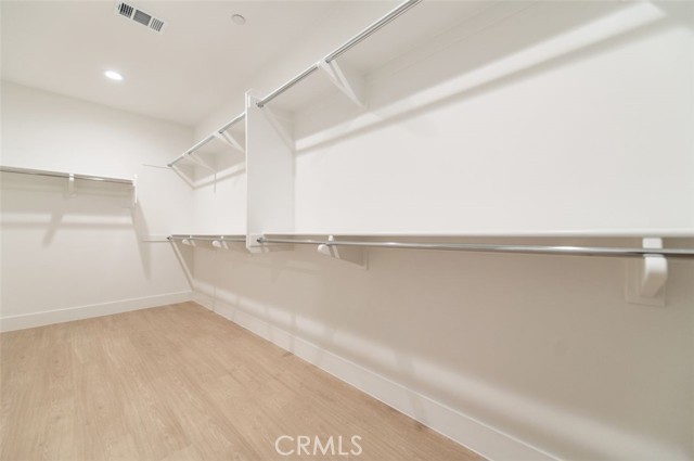 Detail Gallery Image 10 of 36 For 228 Stage, Irvine,  CA 92618 - 5 Beds | 5 Baths