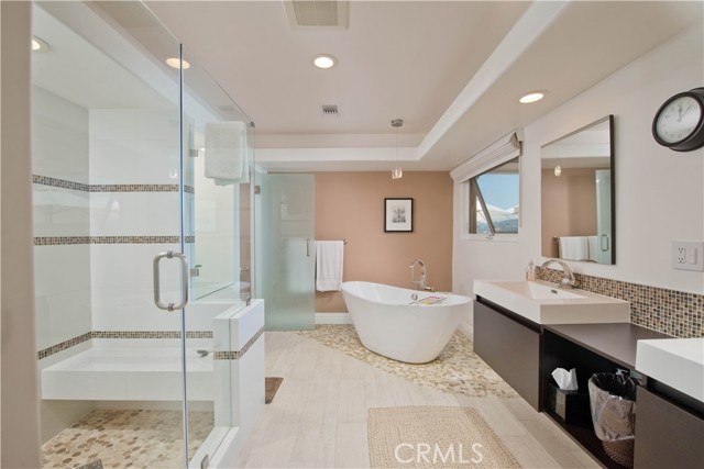 17068 Countess Place, Encino CA: https://media.crmls.org/medias/7c331179-f7be-4a10-bfeb-f08997cb7e28.jpg