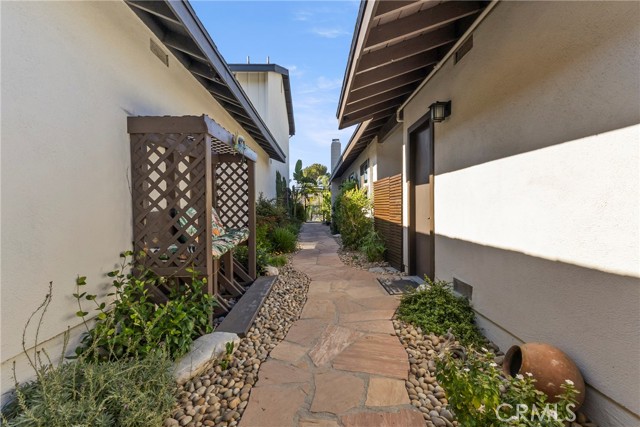 Detail Gallery Image 7 of 42 For 30749 Canwood St, Agoura Hills,  CA 91301 - 3 Beds | 2 Baths