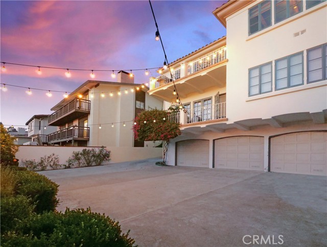 2641 Via Valdes, Palos Verdes Estates, California 90274, 4 Bedrooms Bedrooms, ,3 BathroomsBathrooms,Residential,Sold,Via Valdes,PV23132403