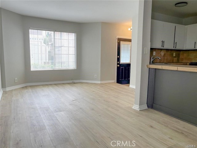 13750 Hubbard Street, Sylmar CA: https://media.crmls.org/medias/7c34eead-419d-457b-94ac-28c24316282e.jpg