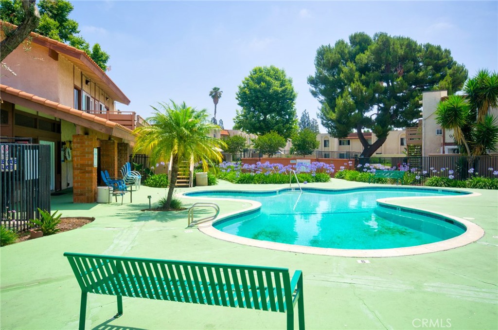 7c354f64 0ac7 4785 B150 F6207b8d3809