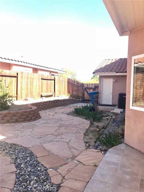15610 Nectarine Way, Lake Elsinore CA: https://media.crmls.org/medias/7c3569fb-2e8f-41c6-b39f-d189887c84dd.jpg