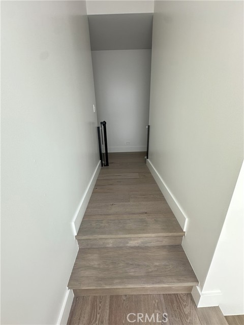 Detail Gallery Image 11 of 36 For 230 2nd St, Huntington Beach,  CA 92648 - 3 Beds | 3/2 Baths