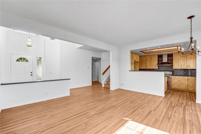 Detail Gallery Image 9 of 31 For 1091 Amberton Lane, Newbury Park,  CA 91320 - 3 Beds | 3 Baths