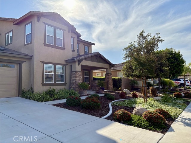 Detail Gallery Image 2 of 62 For 35582 Laurel Tree Ct, Winchester,  CA 92596 - 4 Beds | 3 Baths