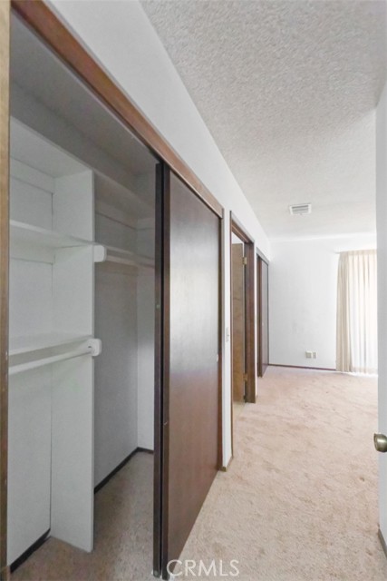 Detail Gallery Image 38 of 45 For 15490 Mondamon, Apple Valley,  CA 92307 - 4 Beds | 2 Baths