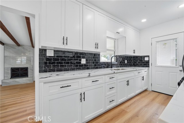 611 S Thorson Avenue, Compton CA: https://media.crmls.org/medias/7c3622e8-94f3-4701-b8e4-ee75f331bdb9.jpg