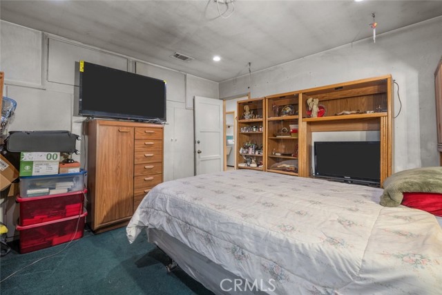 11744 Welby Way, North Hollywood CA: https://media.crmls.org/medias/7c36869f-1ab5-4e7b-af1b-5a66f25c2c64.jpg