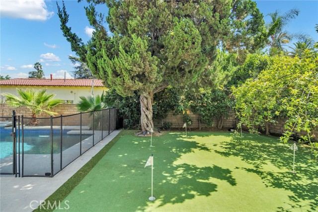 2122 S 3rd Avenue, Arcadia CA: https://media.crmls.org/medias/7c3721ad-2dce-4467-897c-98e5824ded1c.jpg