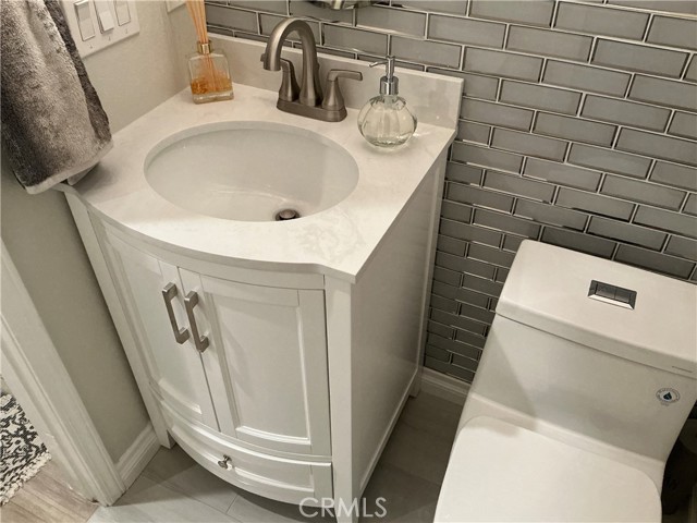 Detail Gallery Image 19 of 44 For 508 Bannister Way #B,  Simi Valley,  CA 93065 - 3 Beds | 2/1 Baths