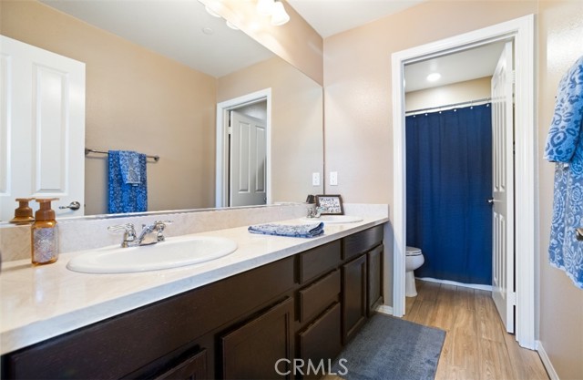 17995 Lacebark Court, San Bernardino CA: https://media.crmls.org/medias/7c378b5b-9a6a-4cf8-b62c-00d088925482.jpg