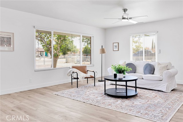 Detail Gallery Image 8 of 33 For 20972 Quilente Rd, Apple Valley,  CA 92307 - 3 Beds | 2 Baths