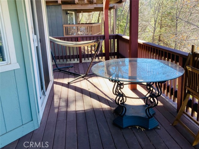 Detail Gallery Image 13 of 19 For 1302 Calgary Dr, Lake Arrowhead,  CA 92352 - 3 Beds | 2/1 Baths