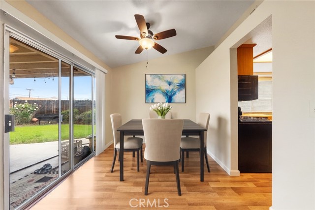 Detail Gallery Image 5 of 12 For 29267 Summerset Dr, Menifee,  CA 92586 - 3 Beds | 2 Baths