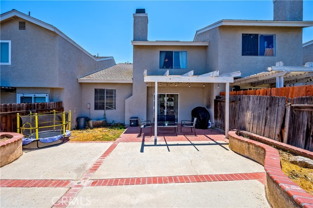 818 Live Oak Place, Corona CA: https://media.crmls.org/medias/7c3a3615-5a61-4339-8343-a6f4ed2ca76e.jpg