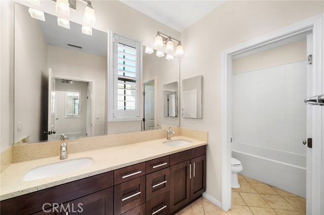 Detail Gallery Image 14 of 26 For 206 Bancroft, Irvine,  CA 92620 - 4 Beds | 3 Baths