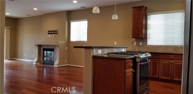 Detail Gallery Image 4 of 39 For 1704 Ruxton Ln #C,  Redondo Beach,  CA 90278 - 3 Beds | 2/1 Baths