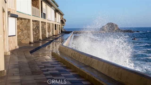 Detail Gallery Image 26 of 34 For 20 Blue Lagoon, Laguna Beach,  CA 92651 - 3 Beds | 3 Baths