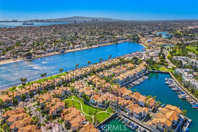 5532 Spinnaker Bay Drive, Long Beach, California 90803, 3 Bedrooms Bedrooms, ,2 BathroomsBathrooms,Single Family Residence,For Sale,Spinnaker Bay,NP24170752