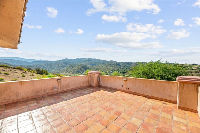37654 Calle De Lobo, Murrieta CA: https://media.crmls.org/medias/7c3b28ea-a41f-49ac-ab0e-9c786f0d127a.jpg