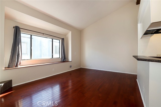 Detail Gallery Image 4 of 23 For 200 E Plymouth St #26,  Inglewood,  CA 90302 - 3 Beds | 2 Baths