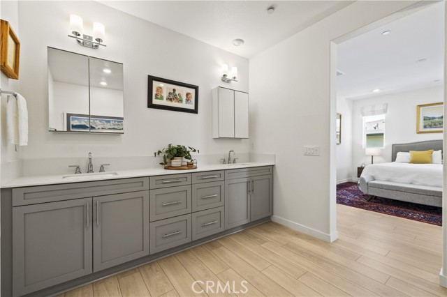 27774 Marquee Drive, Valencia CA: https://media.crmls.org/medias/7c3d087e-42fe-4e0b-bac6-67837206722e.jpg