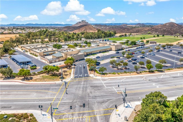 Detail Gallery Image 61 of 74 For 30635 Fern Gully Dr, Murrieta,  CA 92563 - 4 Beds | 3/1 Baths