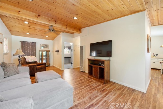 22630 K Street, Santa Margarita CA: https://media.crmls.org/medias/7c3e215e-6388-4a61-a296-1acb8bec8c5b.jpg