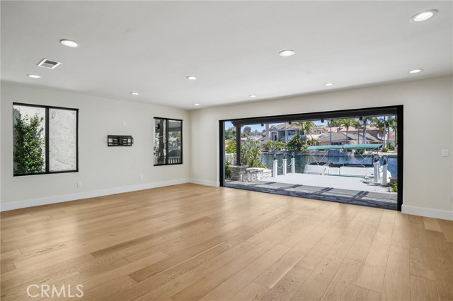 Detail Gallery Image 7 of 40 For 21922 Erie Ln, Lake Forest,  CA 92630 - 4 Beds | 3 Baths