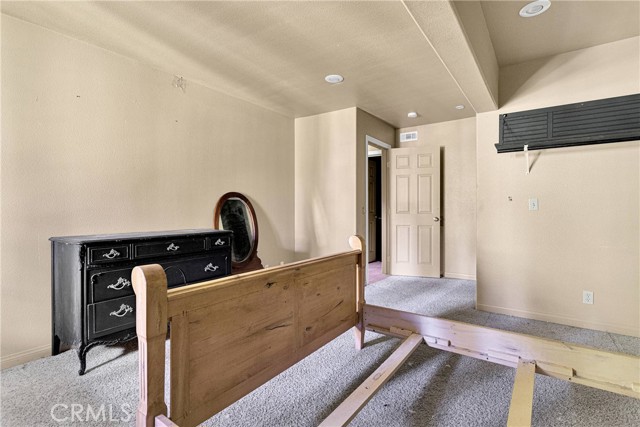 Image 44 of 67 For 810 Oakmont Lane