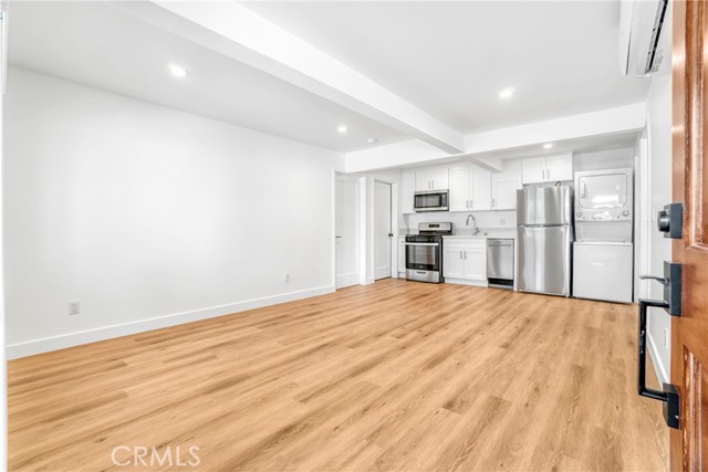 Detail Gallery Image 4 of 34 For 221 Sheldon St, El Segundo,  CA 90245 - – Beds | – Baths