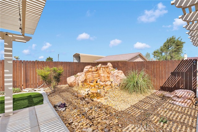 Detail Gallery Image 48 of 69 For 19501 Kinai Rd, Apple Valley,  CA 92307 - 4 Beds | 2/1 Baths