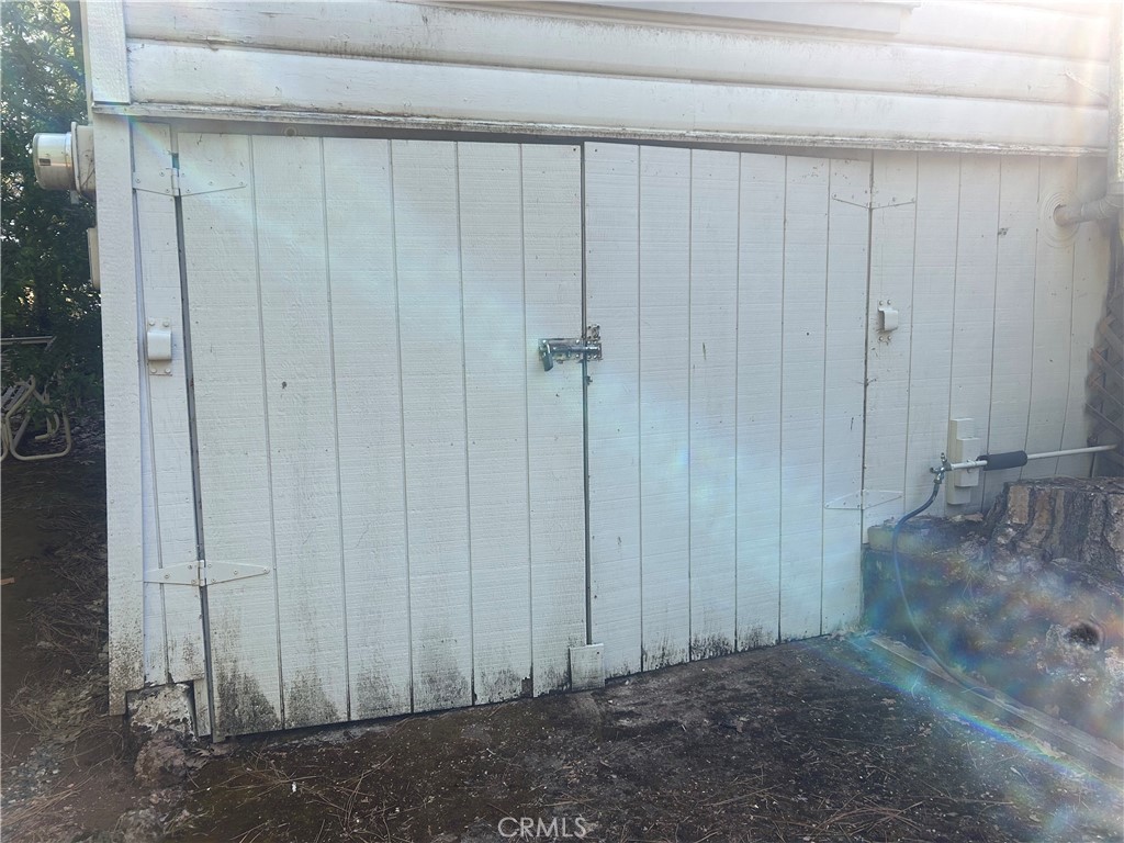 https://media.crmls.org/medias/7c3f7379-1180-4478-9b86-6f235979aee9.jpg?preset=X-Large