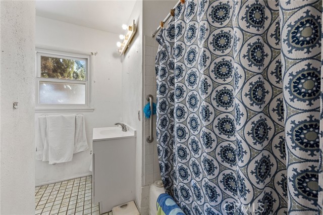 Detail Gallery Image 17 of 43 For 11581 Samuel Dr, Garden Grove,  CA 92840 - 3 Beds | 1/1 Baths