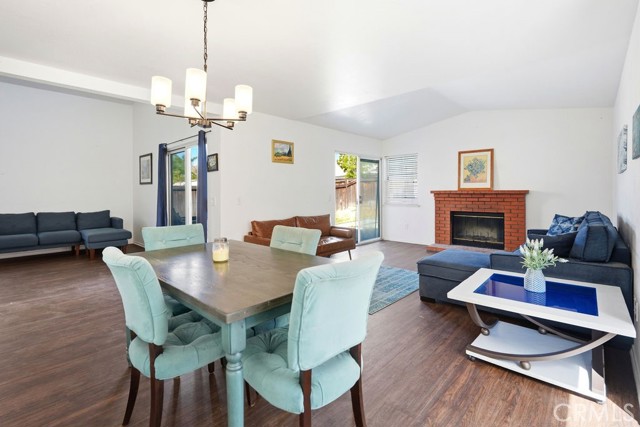 Detail Gallery Image 11 of 41 For 344 Mildred, Perris,  CA 92571 - 3 Beds | 2/1 Baths