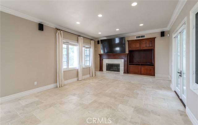 24 Wharfside Drive, Newport Coast CA: https://media.crmls.org/medias/7c40e9f7-5ed6-41e4-be49-0f069ac1299e.jpg
