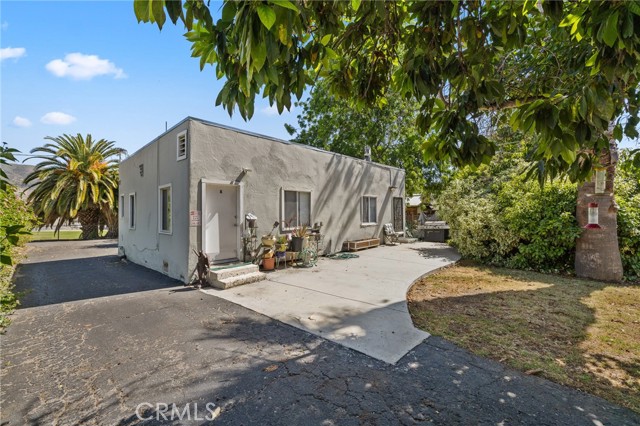 608 E Main Street, Santa Paula CA: https://media.crmls.org/medias/7c40f16c-2b83-4af0-b64c-41da517af8d0.jpg