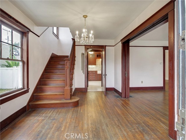 Detail Gallery Image 6 of 40 For 1423 Post Ave, Torrance,  CA 90501 - 5 Beds | 3/1 Baths