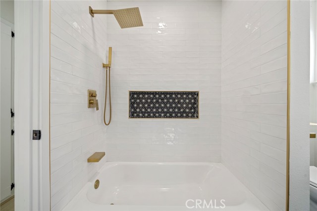 Image 11 of 35 For 1541 Wellington Avenue