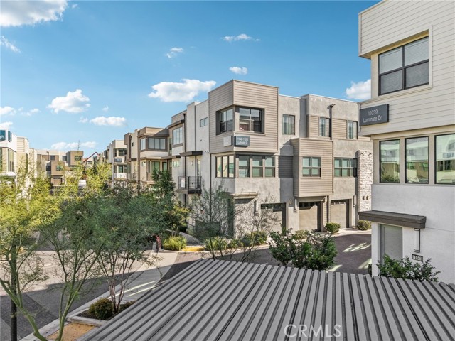 Detail Gallery Image 2 of 44 For 11048 Luminate, Rancho Cucamonga,  CA 91730 - 3 Beds | 2/1 Baths