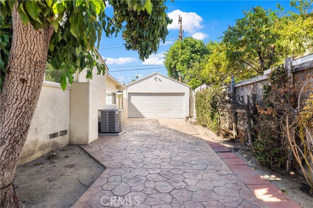 8045 Lesner photo 22