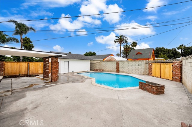 1905 Davis Street, Corona CA: https://media.crmls.org/medias/7c417522-ae23-45a9-9bbb-00301dad0d0a.jpg