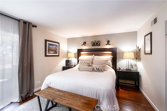 Detail Gallery Image 10 of 27 For 4971 Hemlock, Irvine,  CA 92612 - 3 Beds | 2 Baths