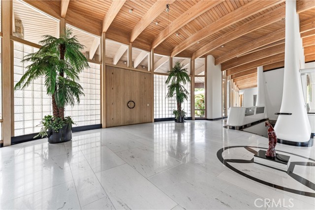 2360 Boulder Bluffs Court, Riverside CA: https://media.crmls.org/medias/7c42902b-7236-4681-be8a-09e19216b77a.jpg
