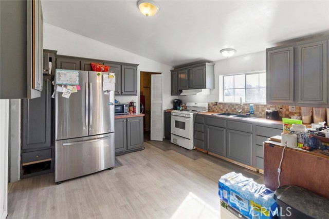 Detail Gallery Image 11 of 53 For 1668 Carmelita, La Grange,  CA 95329 - 3 Beds | 2 Baths