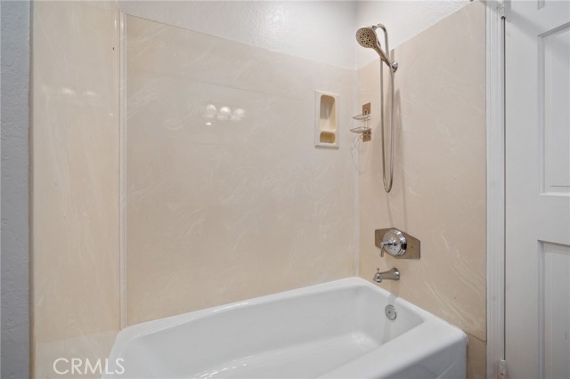 Detail Gallery Image 29 of 38 For 950 S Rim Crest Dr #12,  Anaheim Hills,  CA 92807 - 2 Beds | 2/1 Baths